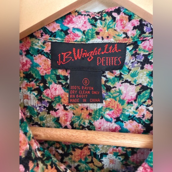 Vintage J.B. Wright Ltd Petites Floral Romper Belted Shorts Size 8 90s Summer - Picture 8 of 9